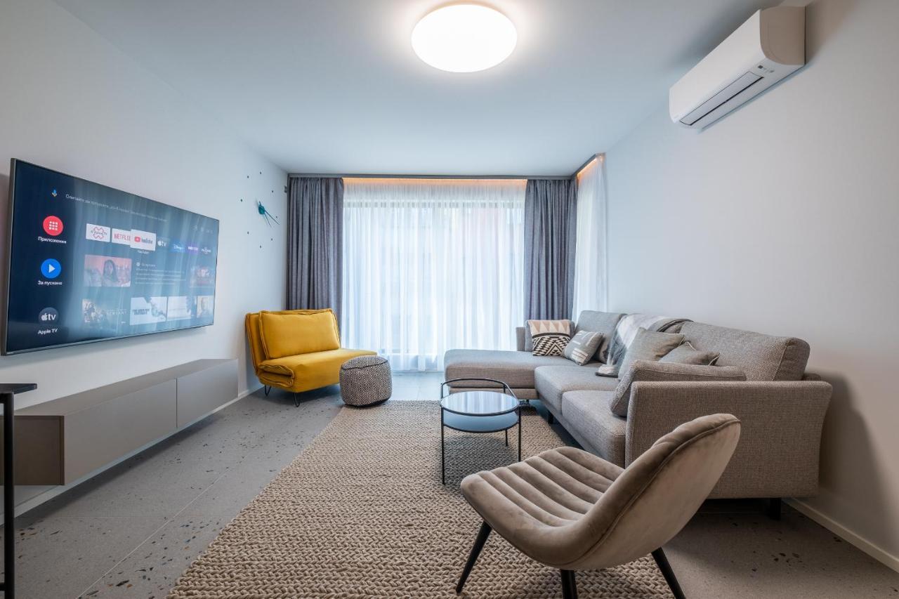 Emirates Lux Apartment And Parking Sofia Exteriör bild